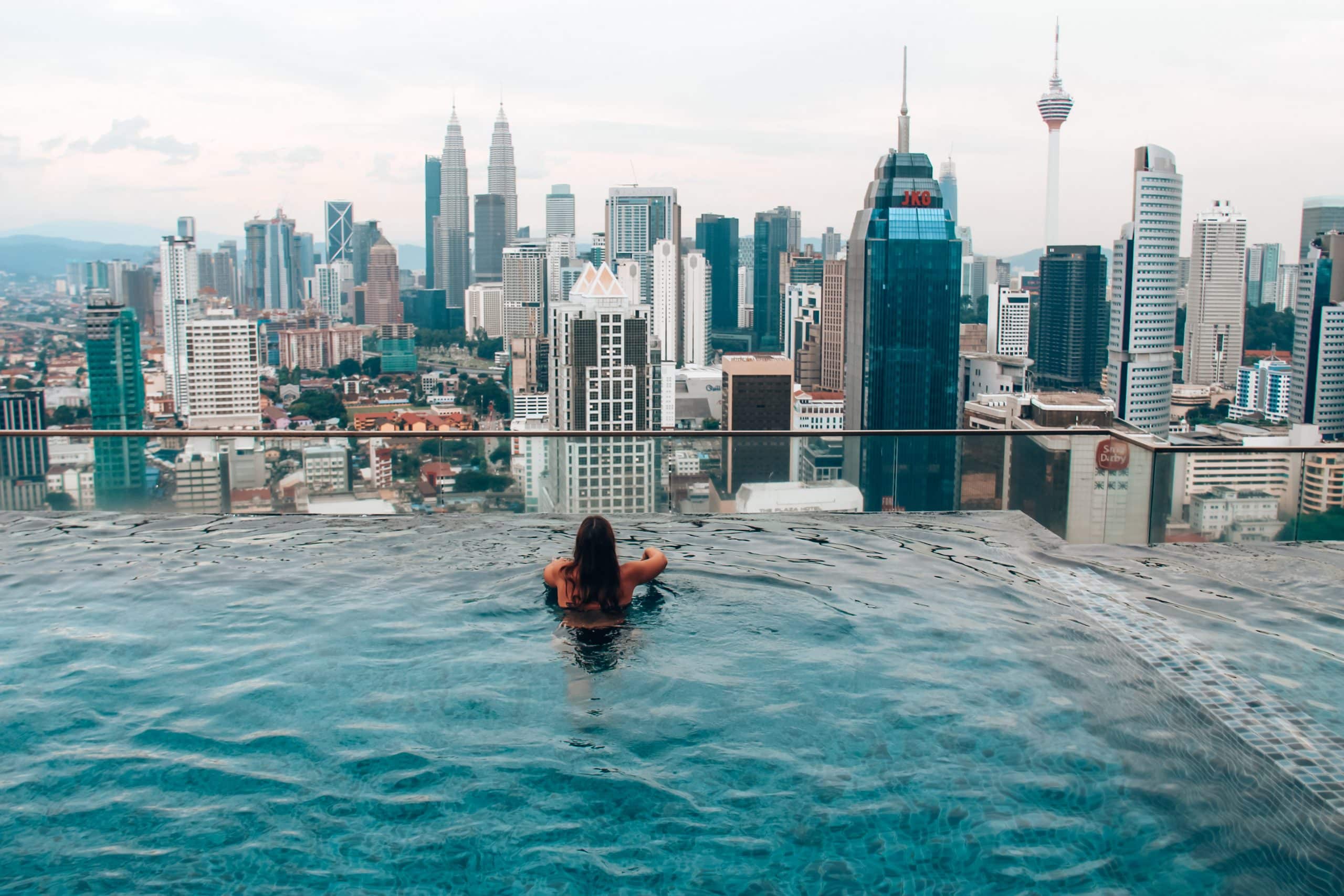 Hostel met infinity pool | Kuala Lumpur City Guide