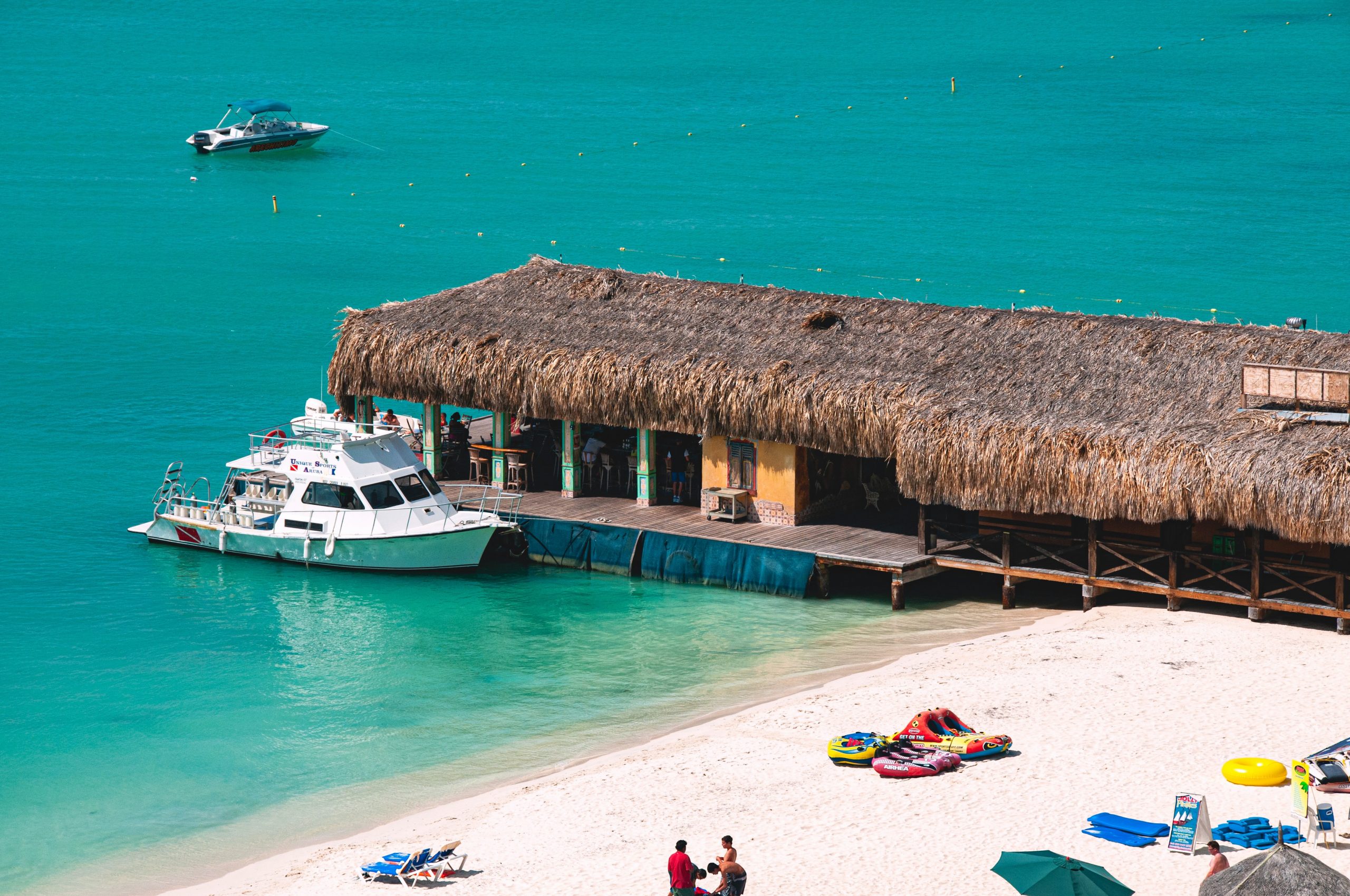 Een bekende pier met restaurant, Aruba