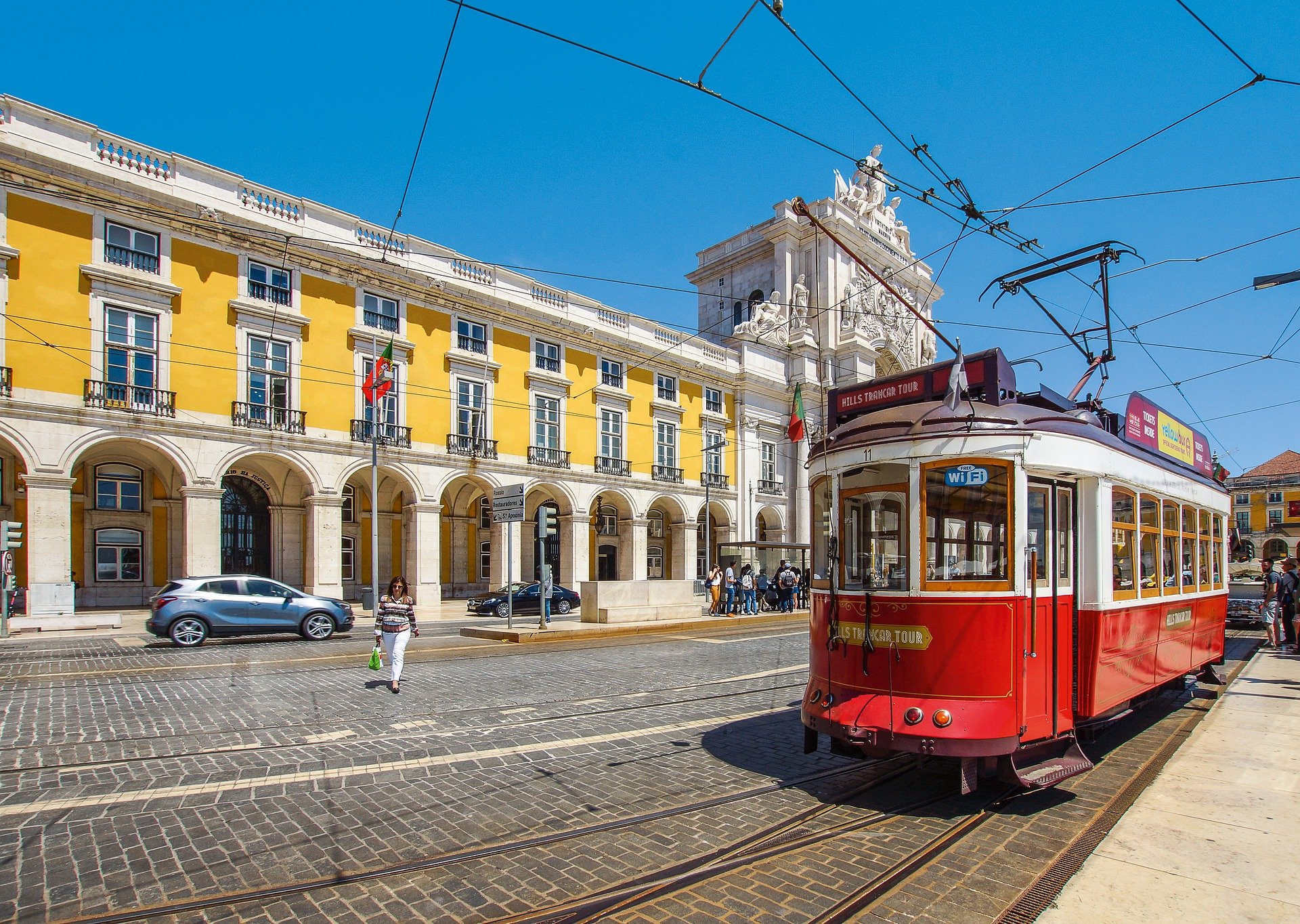 lissabon tram | must sees in portugal | Wereldreizigers.nl