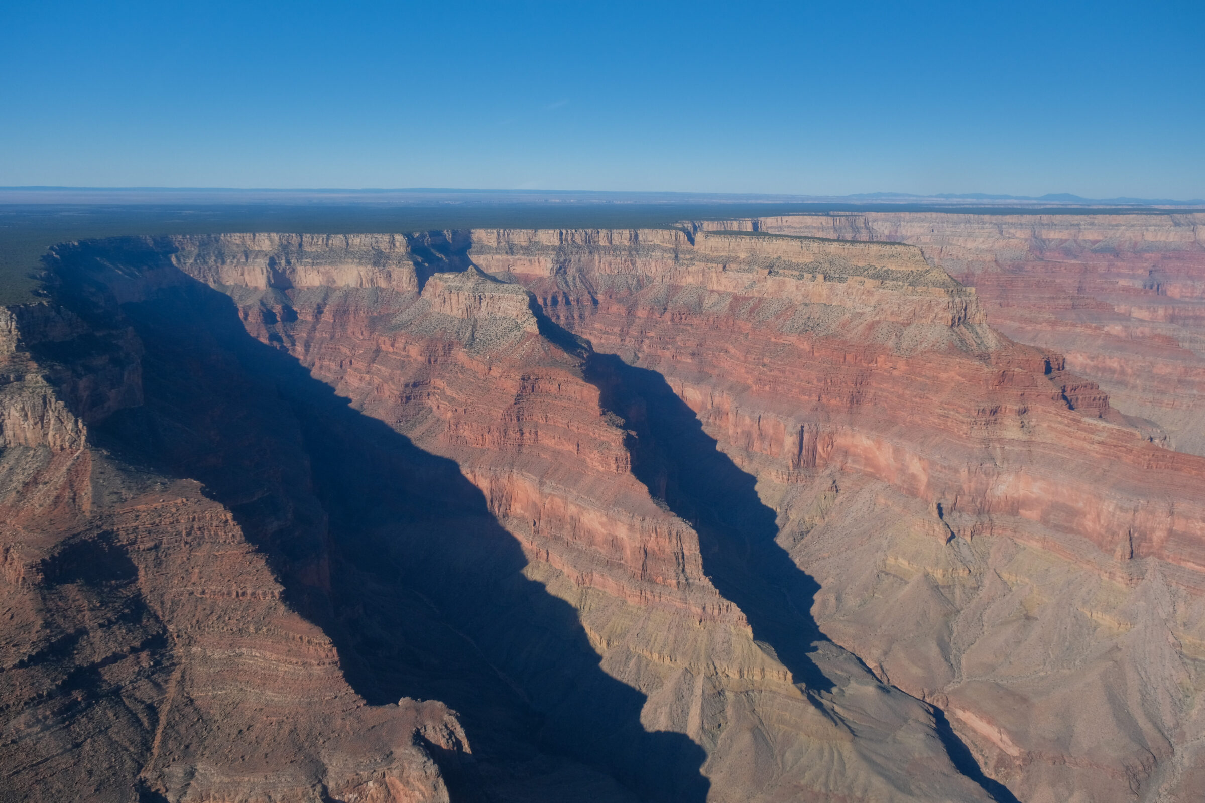 Foto Grand Canyon utan reflektion av glaset i helikopter