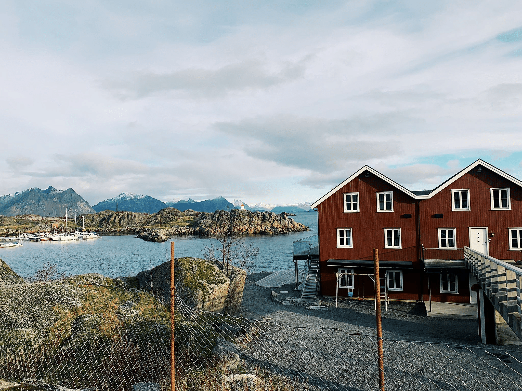 قرية الصيد Reine l De Lofoten ، النرويج