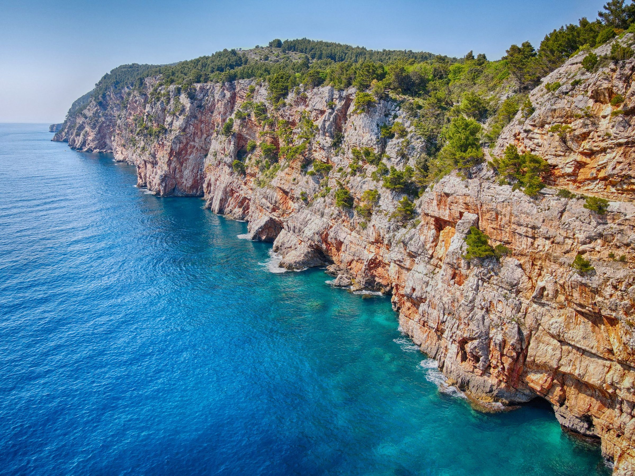 Cliffjumping bij Pasjača Beach | Kroatië
