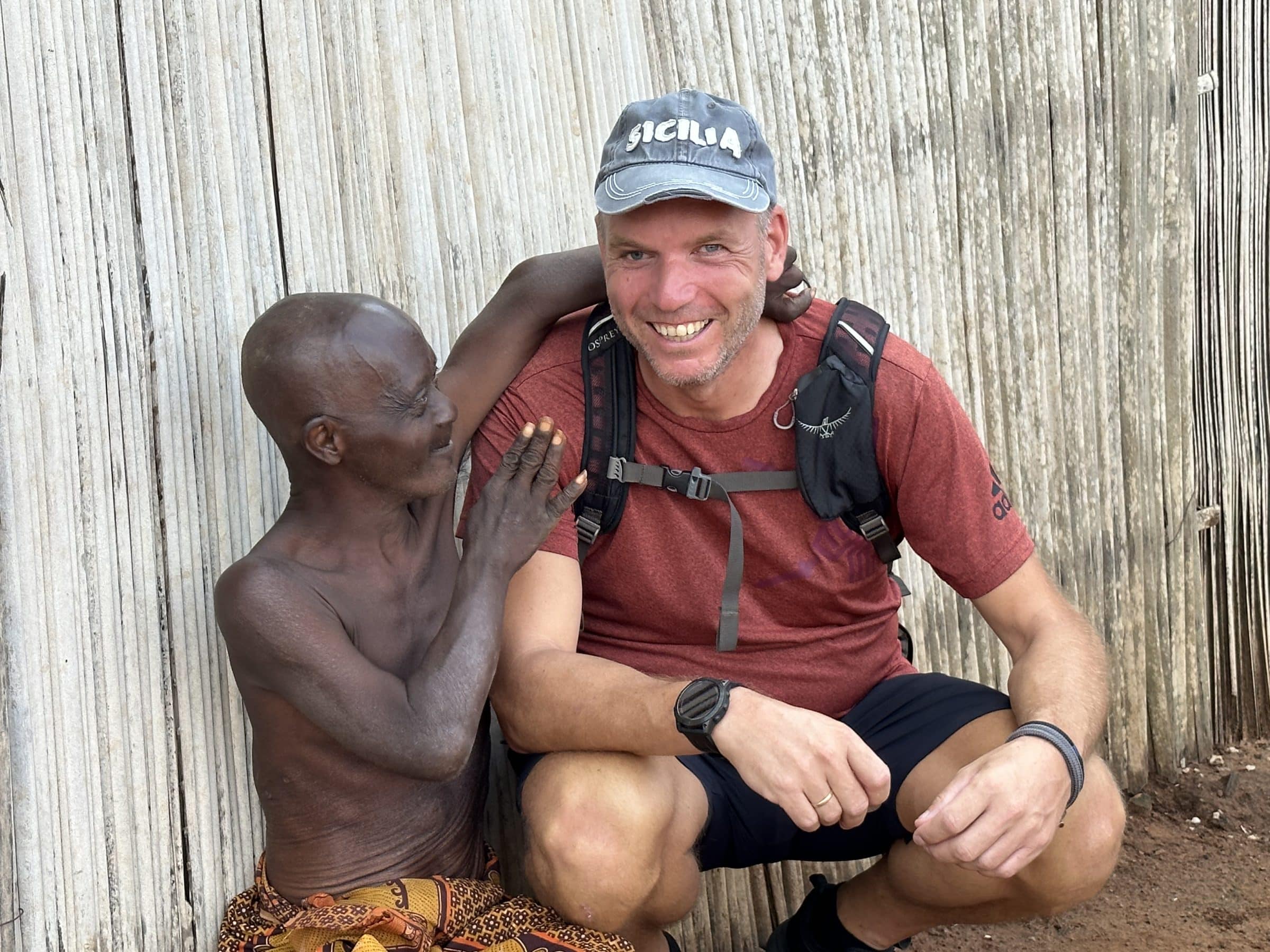 Een nieuwe vriend | Overlanden in Togo