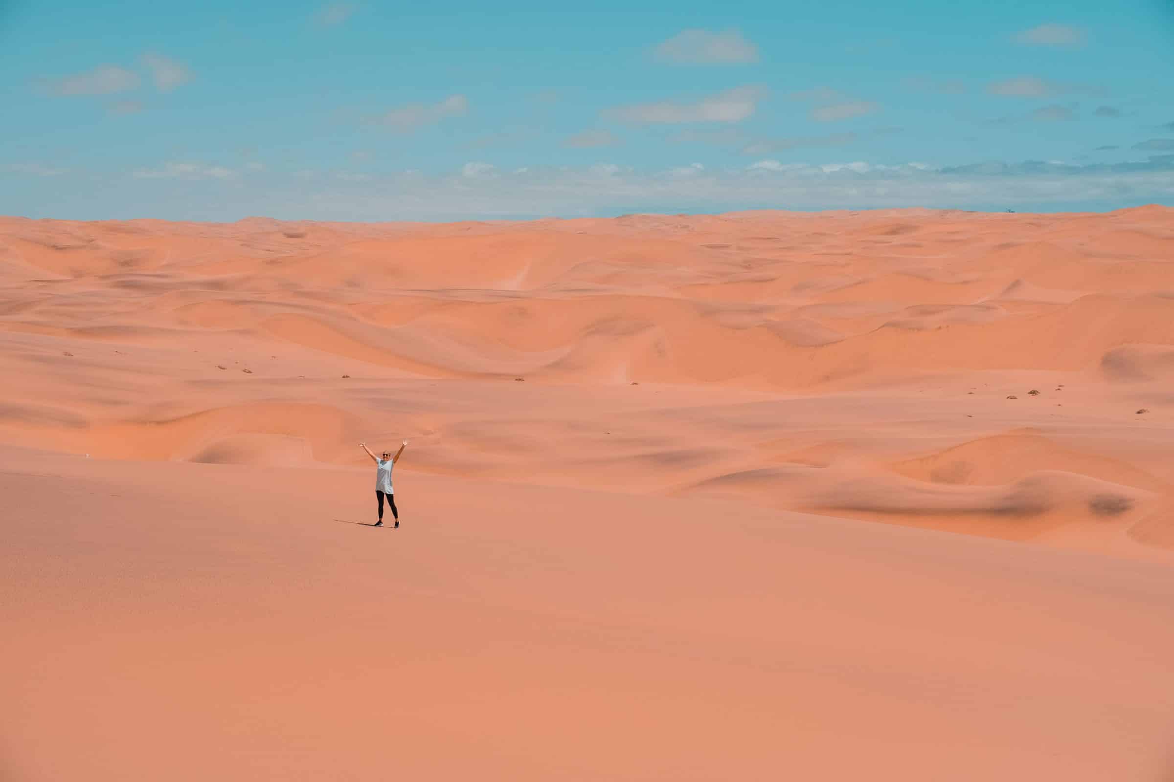 Malou in de woestijn van Namibië