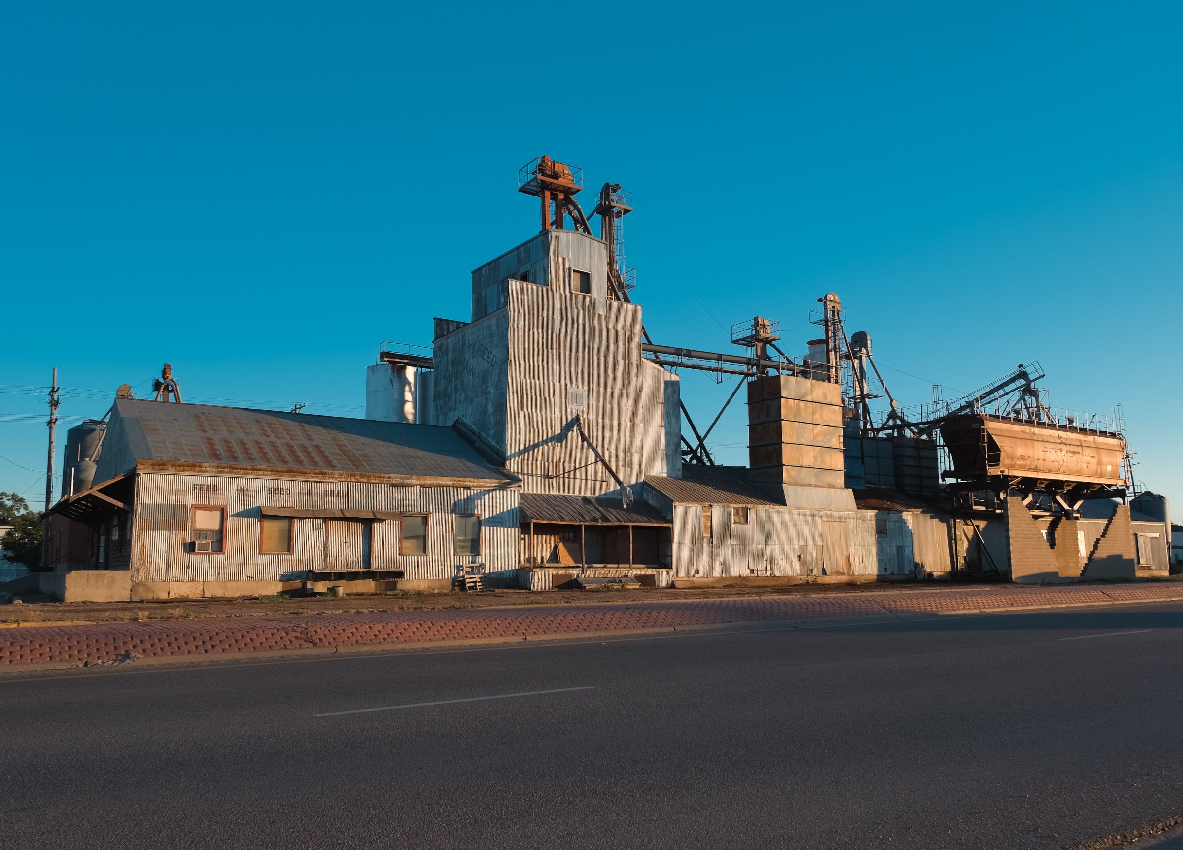 Oude, verlaten fabrieken in Kansas