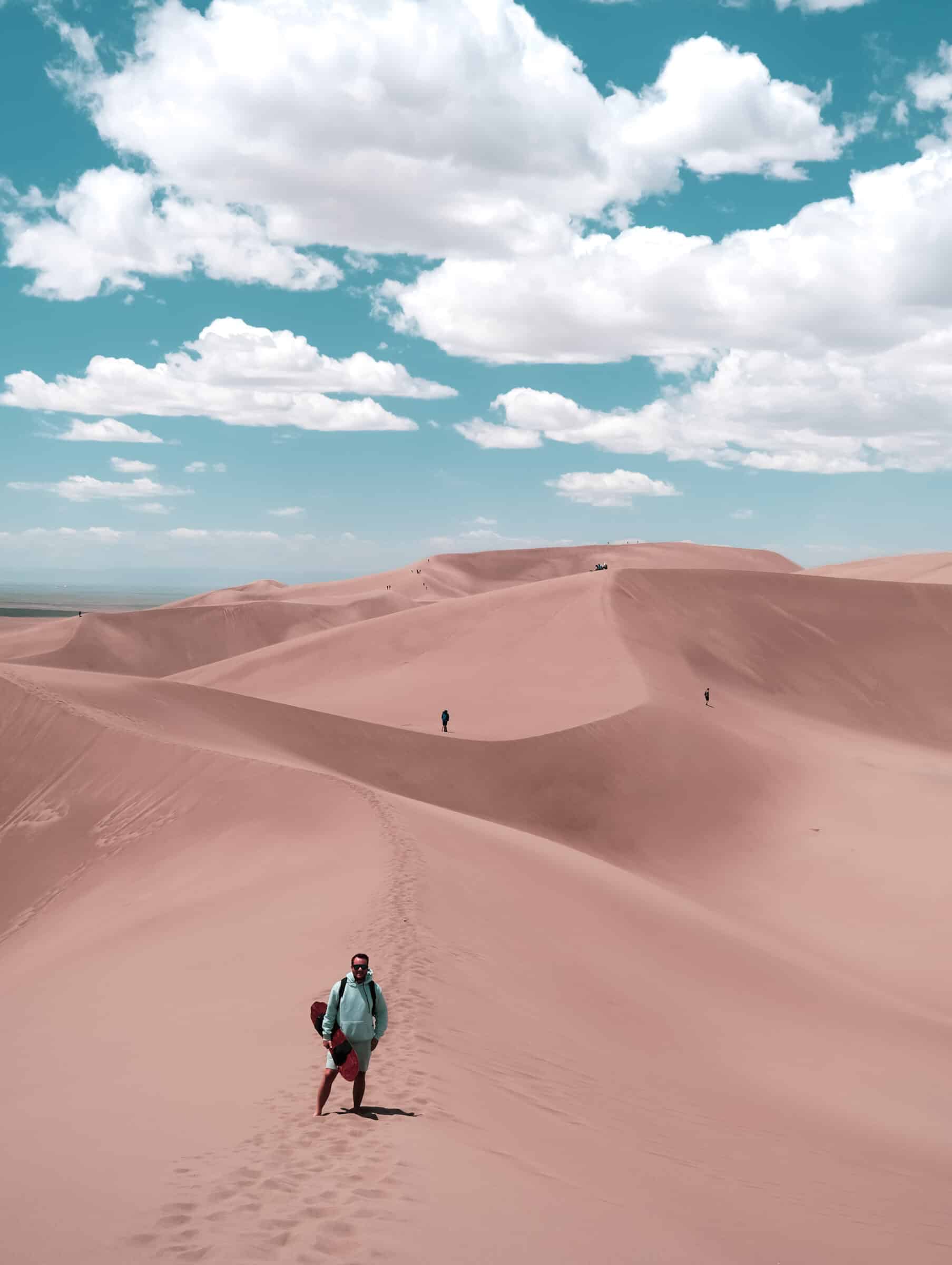 Chris furgone Wereldreizigers.nl nel Parco Nazionale delle Grandi Dune di Sabbia