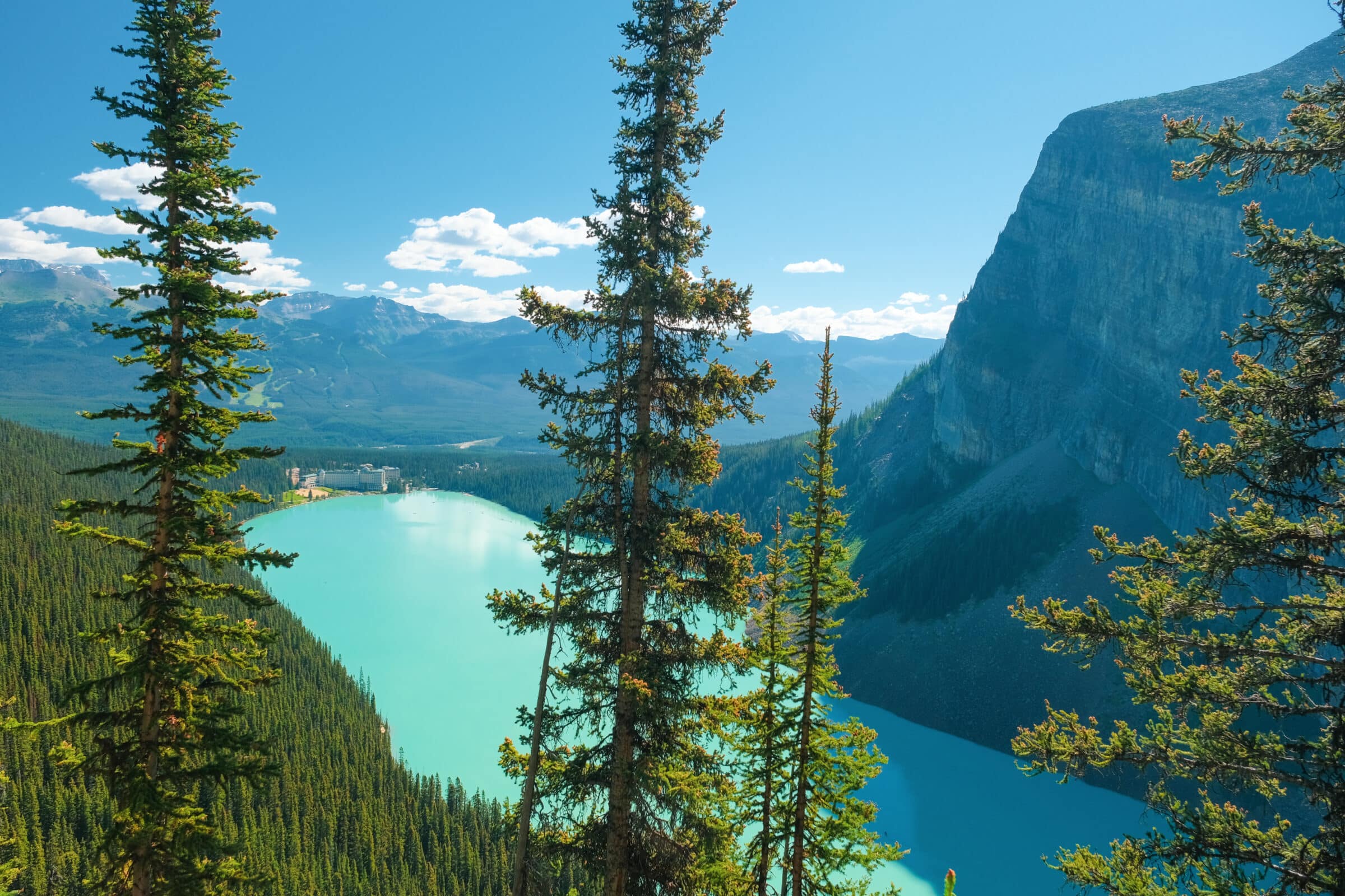 Uitzicht op Lake Louise en Fairmont Chateau | Banff National Park