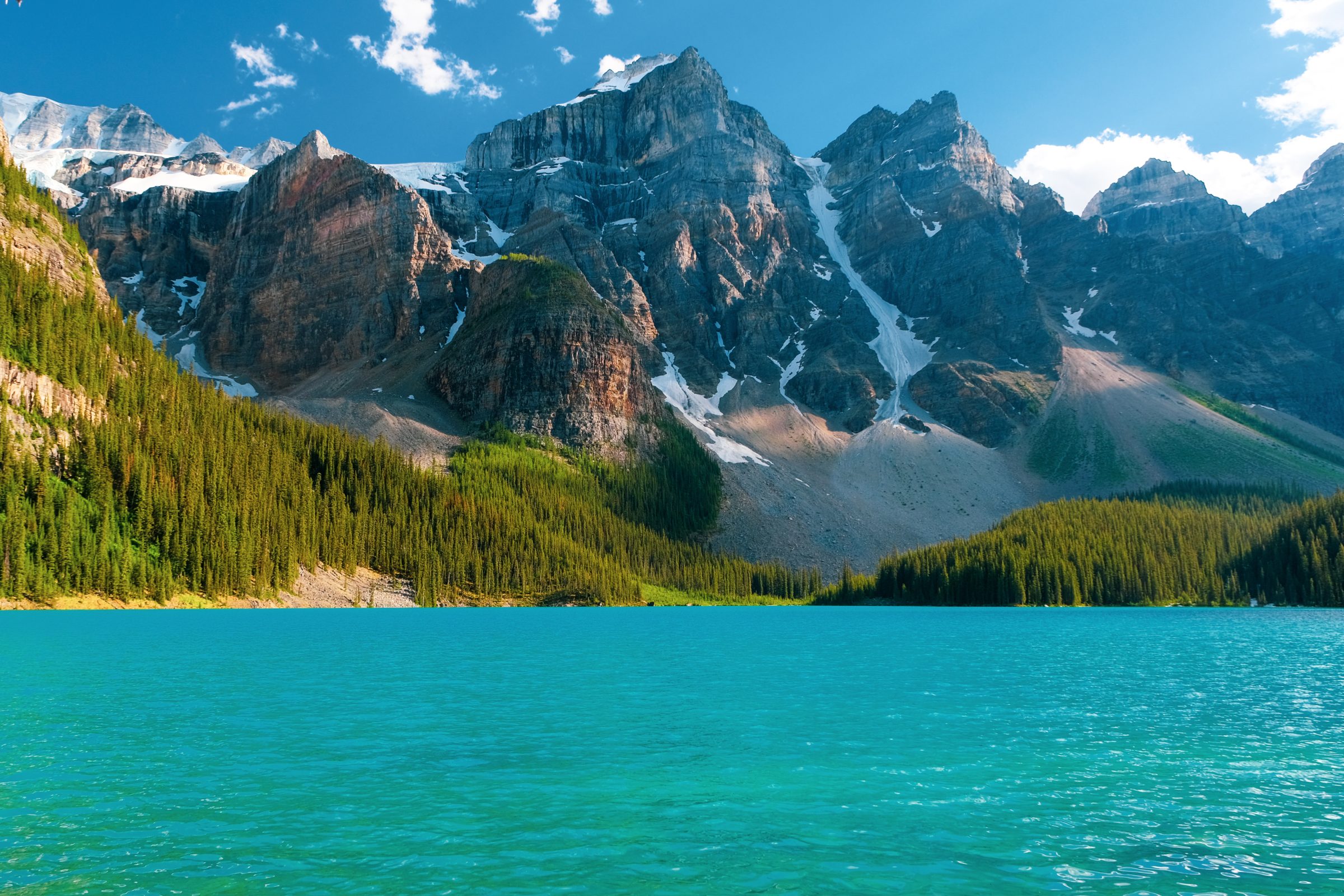 Een foto van Banff National Park in hoogwaardige kwaliteit in WebP formaat. Slechts 400Kb m.b.v. WebP en Imagify. Klik om uit te vergroten.