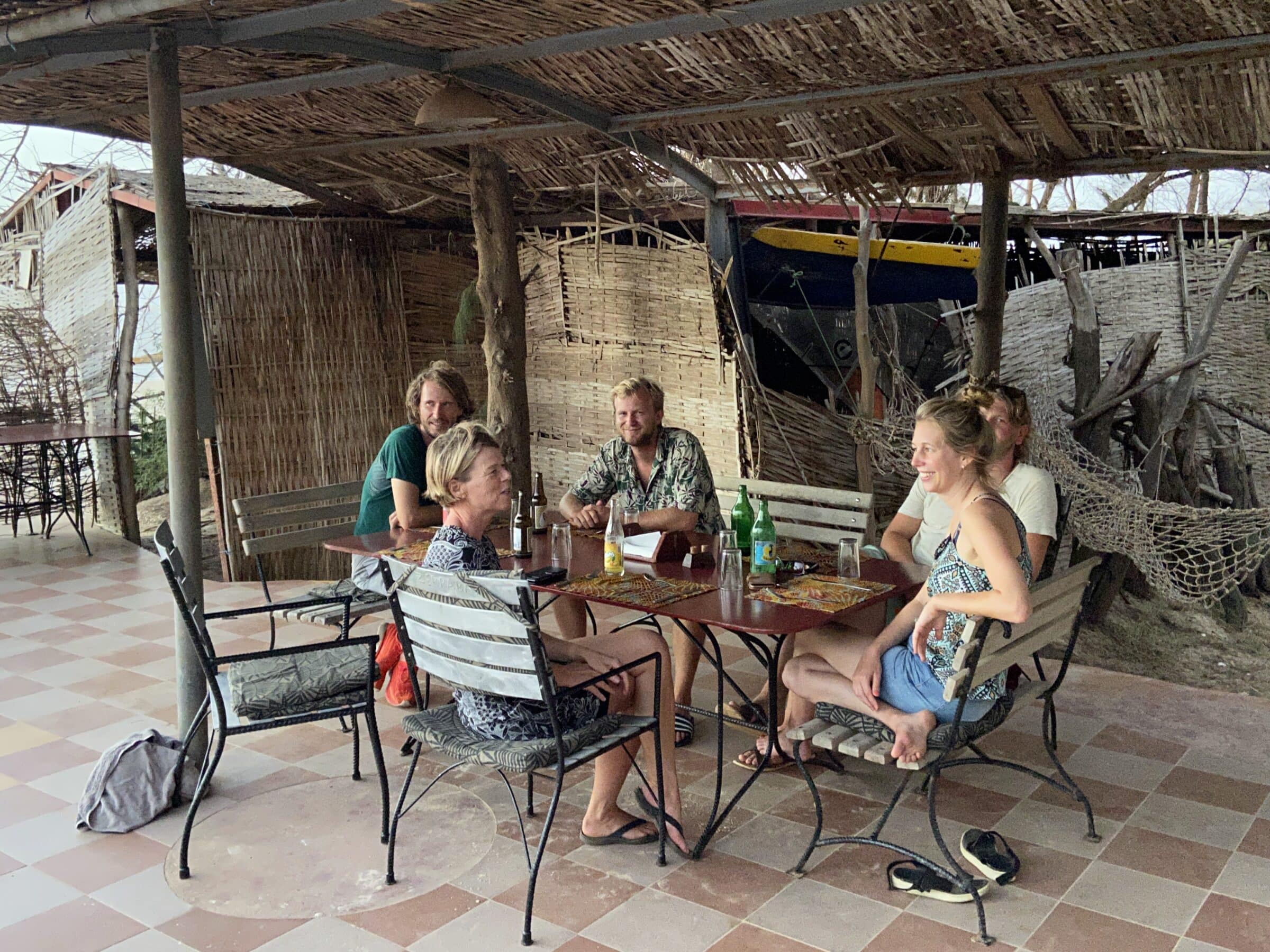 Cozy together with overlanders | Overlanding in Senegal