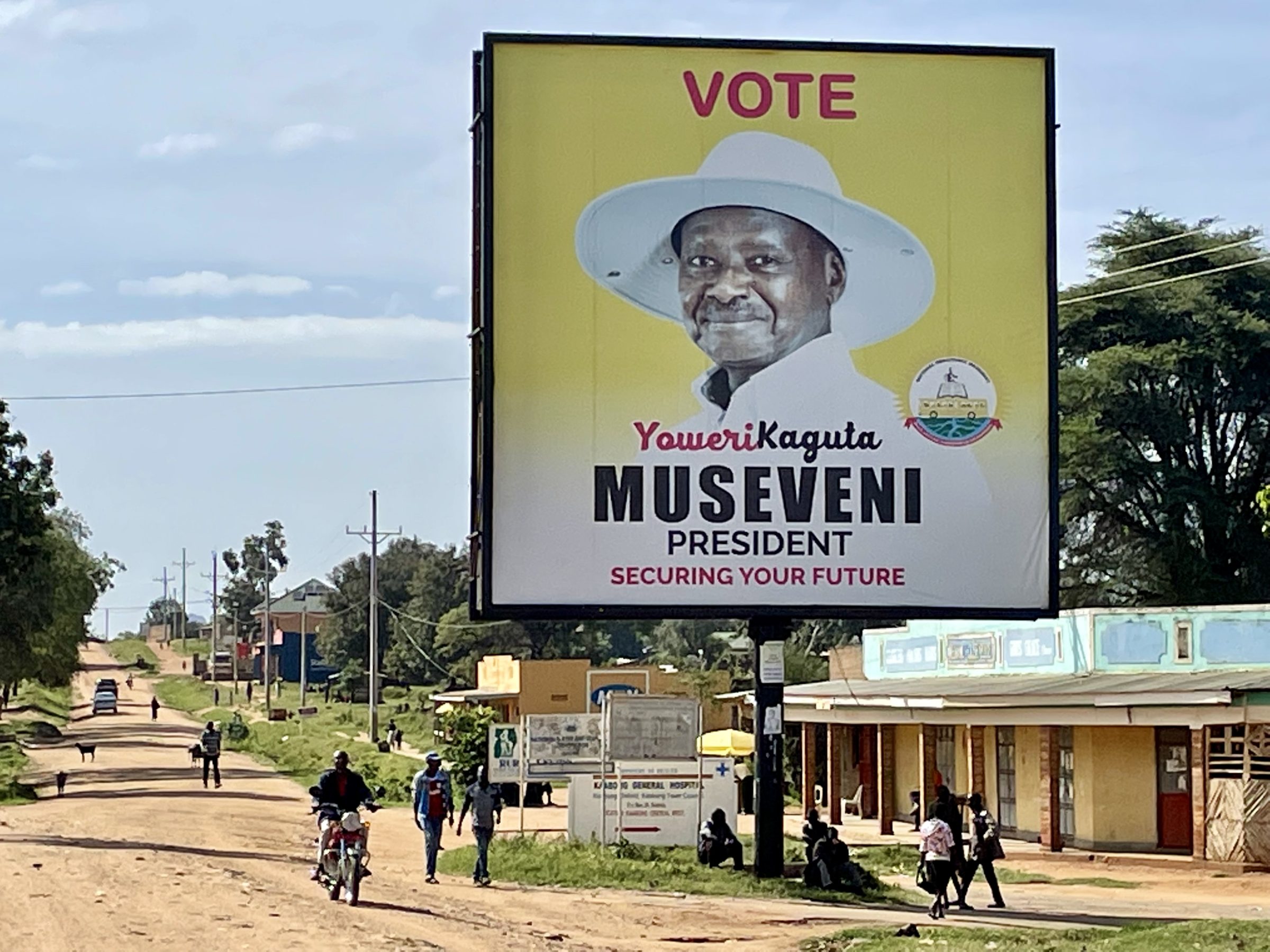 President Museveni op een billboard in Kaabong