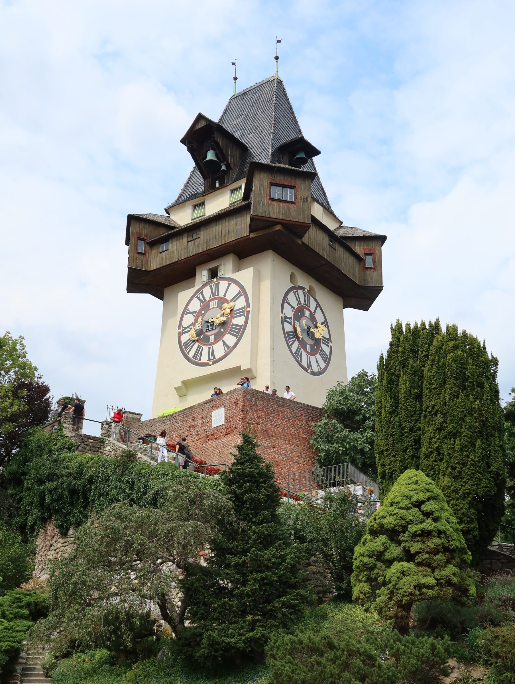 La torre dell'orologio "Grazer Uhrturm"