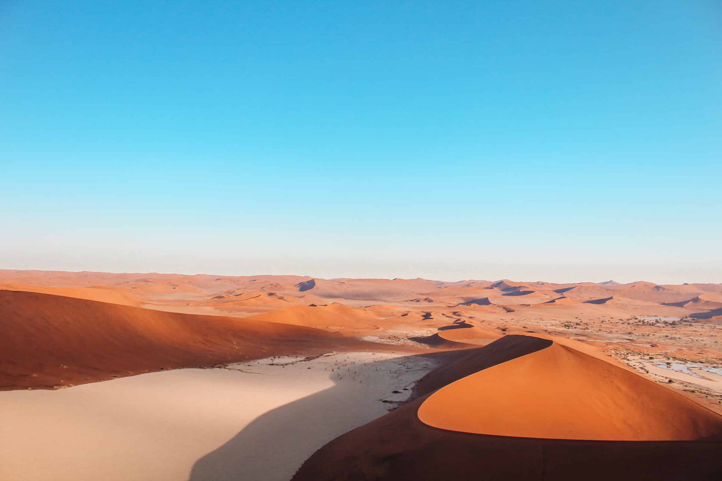 Uitzicht over Deadvlei vanaf de duin Big Daddy