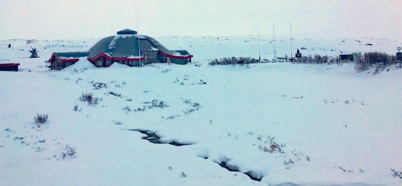 Het bezoekerscentrum in de sneeuw  | Rond de Oostzee in de winter