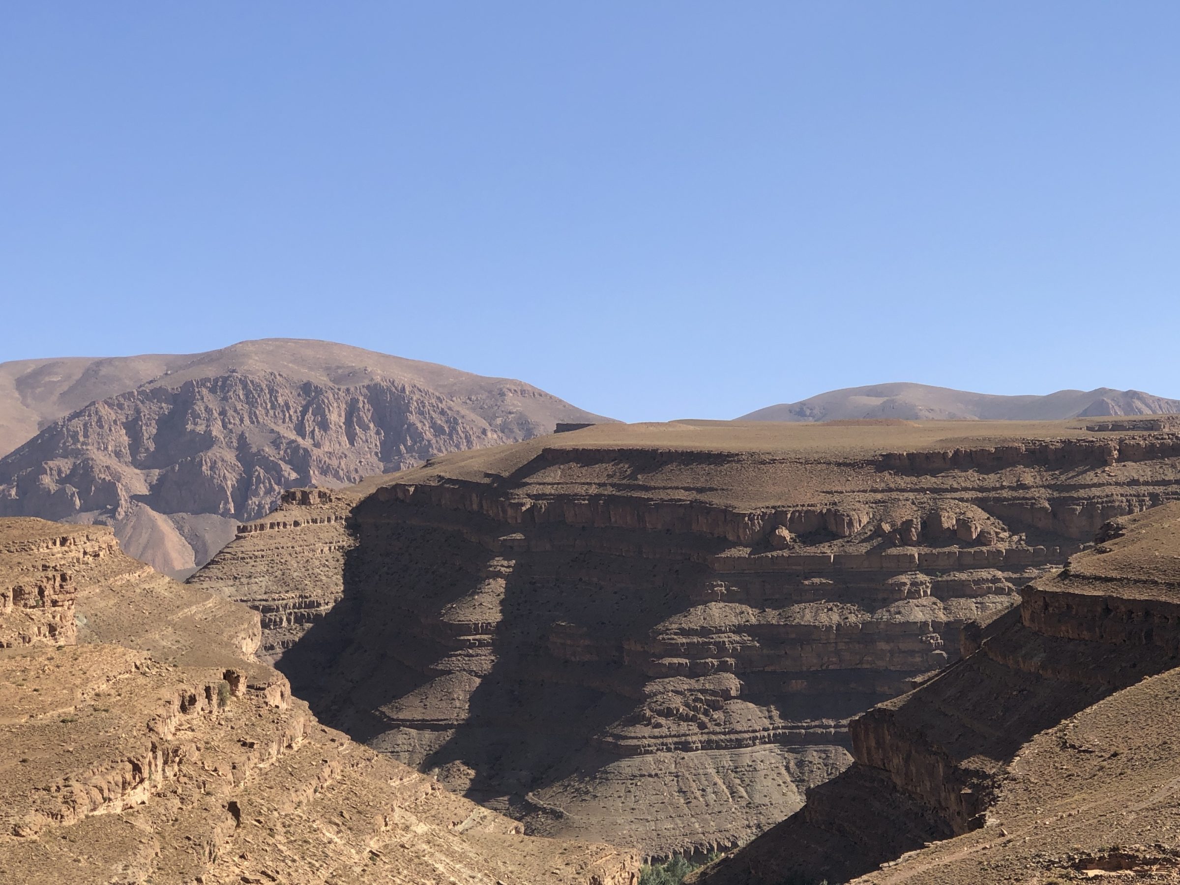 Off-road hoog in de Atlas | Overlanden in Marokko