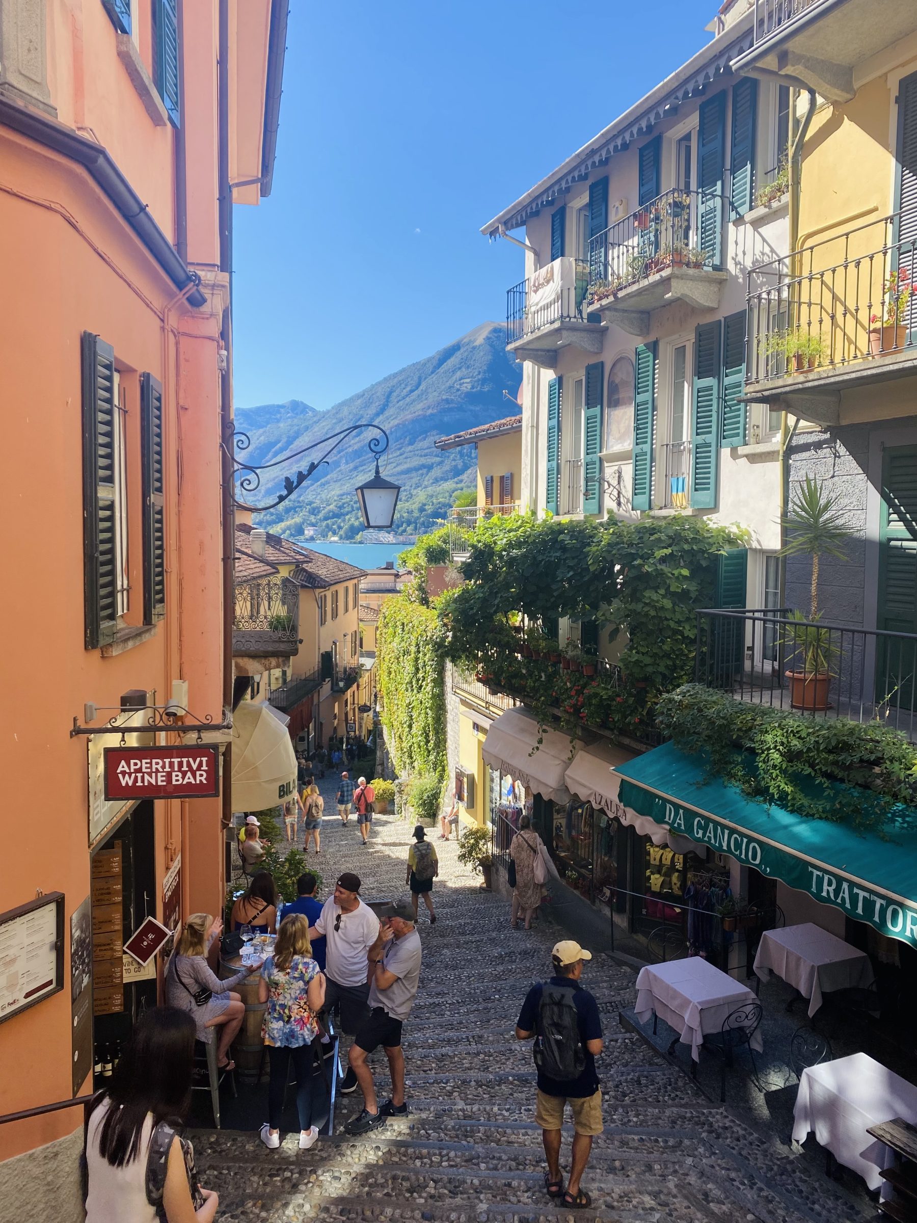 Prachtig straatje in Bellagio | Tips voor een weekend aan het Comomeer