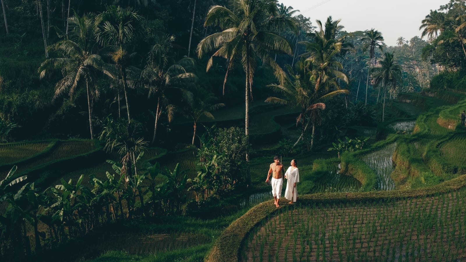 Ilse i Nick w Indonezji | Najtańsze kraje do podróżowania