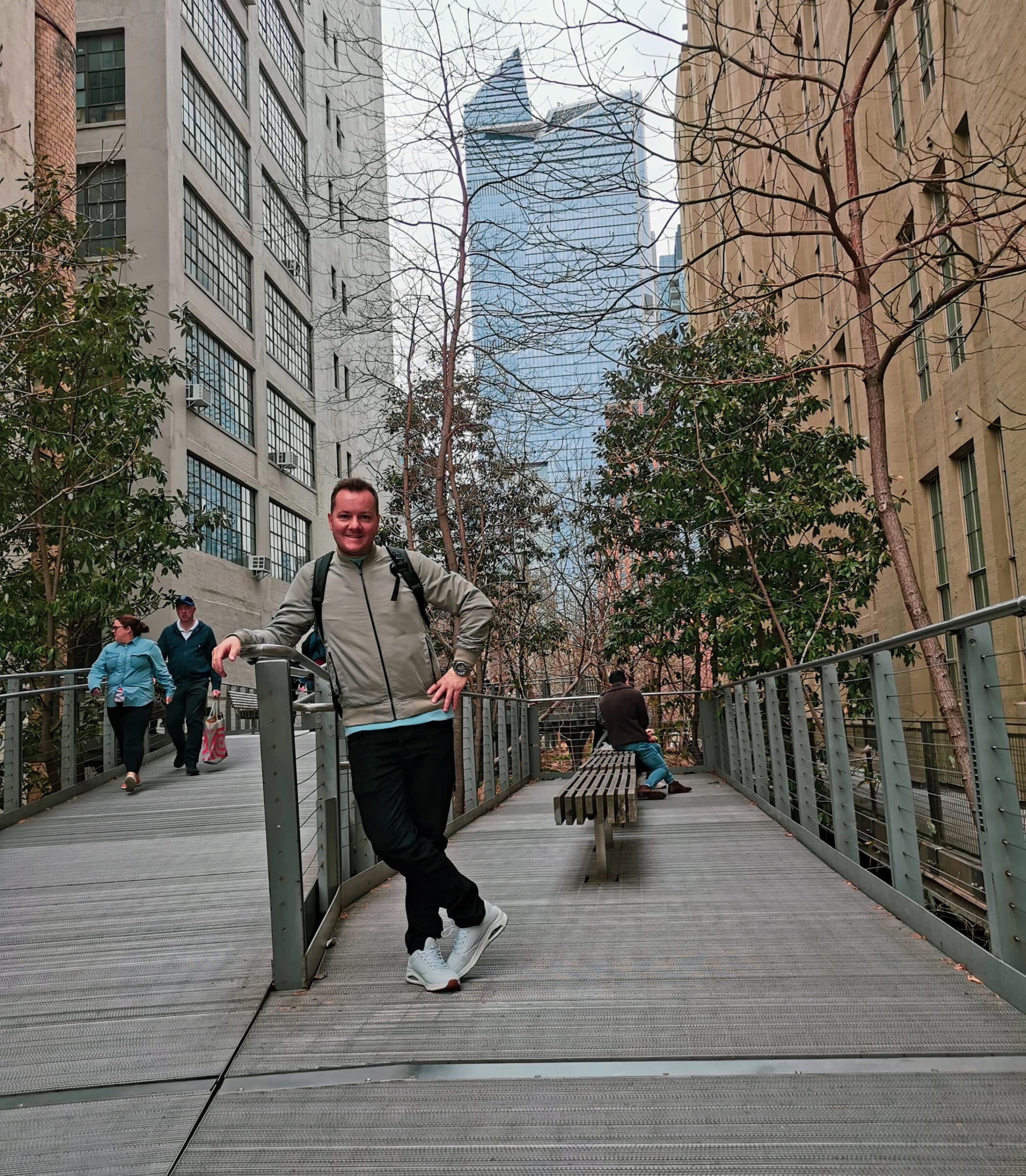 The Highline | Het park was 9 meter boven de grond door de wijk heen kruist, het was ooit een spoorlijn