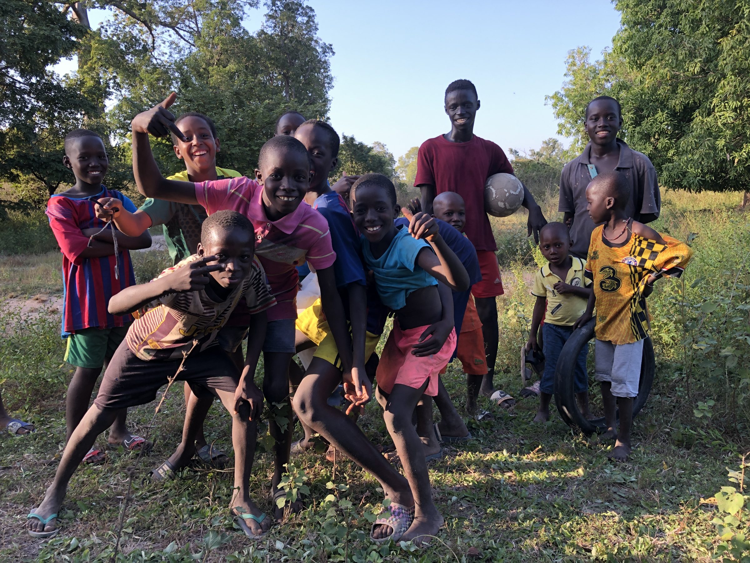Ze willen wel op de foto | Overlanden in Senegal