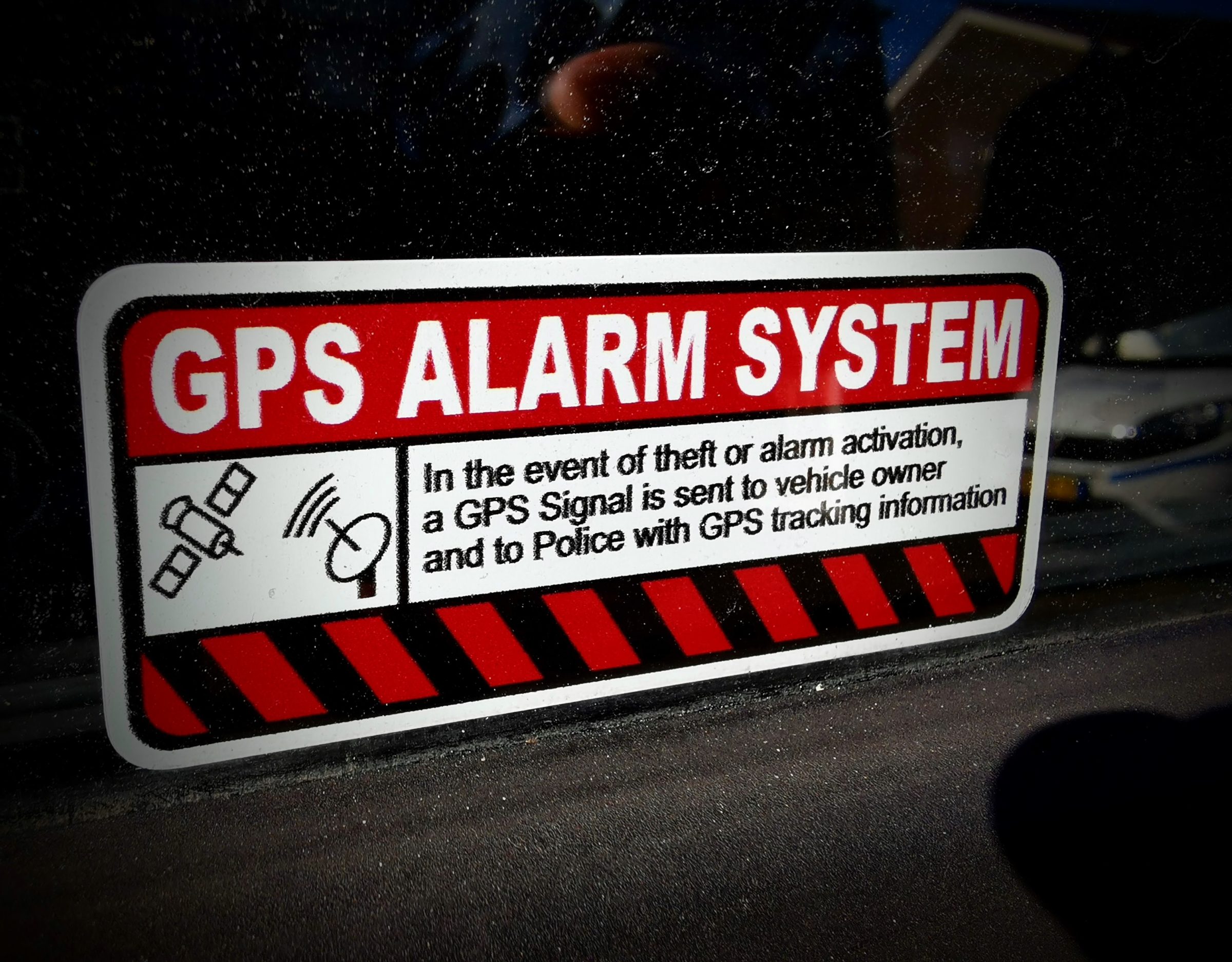 alarm systeem waarschuwing visueel | gps tracker | Wereldreizigers.nl