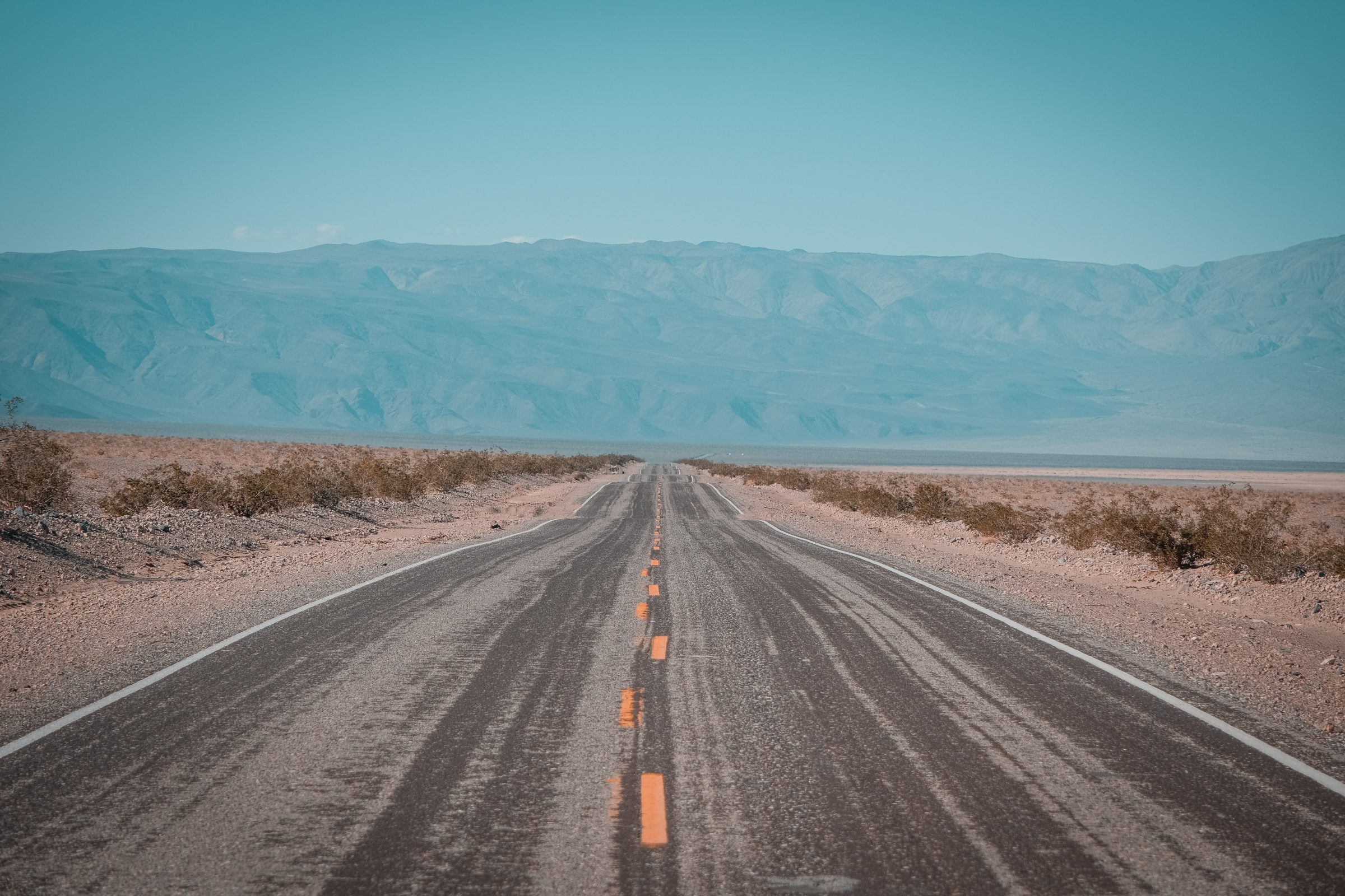 The endless roads in Death Valley