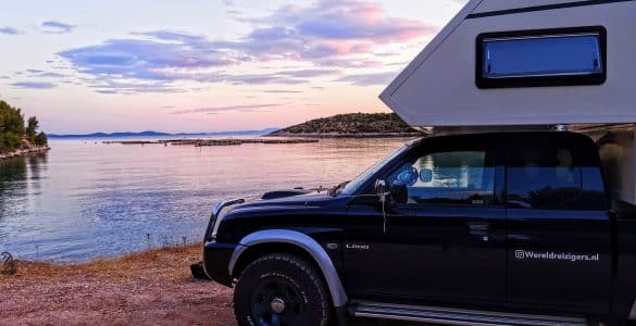 voyageurs du monde 4x4 overlander camping-car